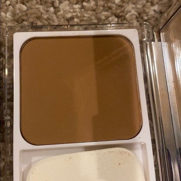 Clinique powder makeup compact NEW 24 golden - Picture 5 of 8